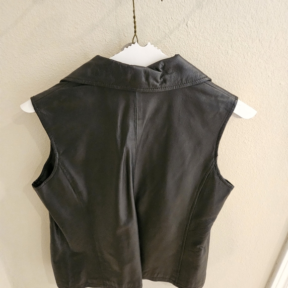 Leather Black Vest size Medium - Picture 3 of 3